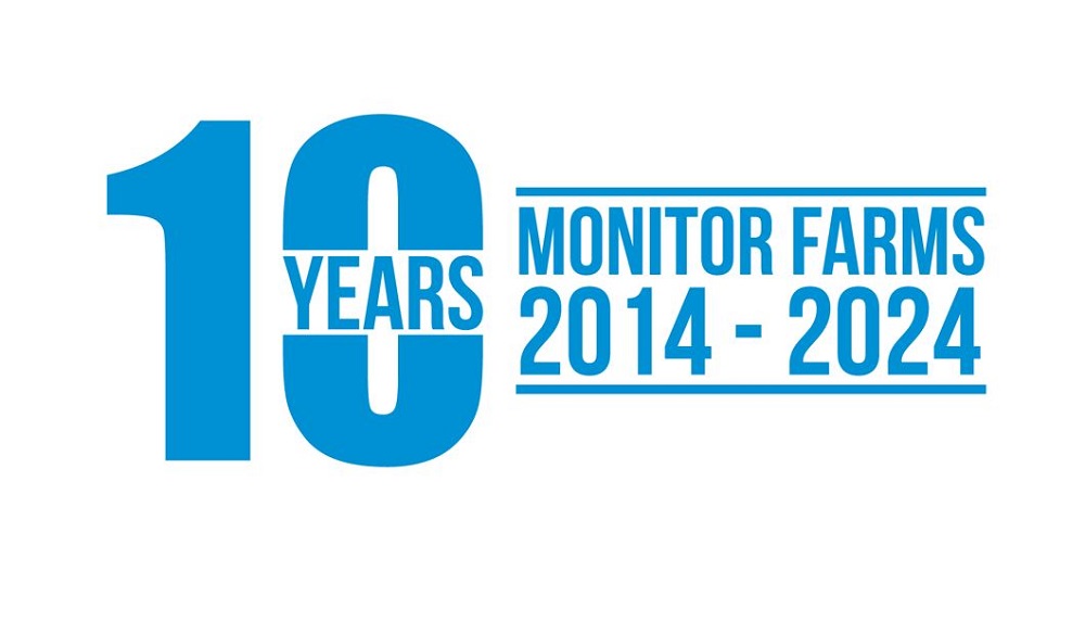 10 years of Monitor Farms emblem